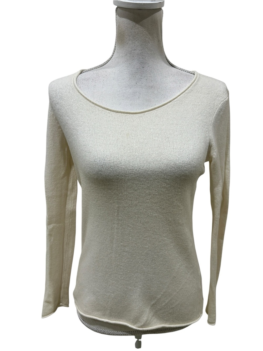 Uniqlo Cream 100% cashmere Long-Sleeve Scoop Neck lightweight sweater sz medium
